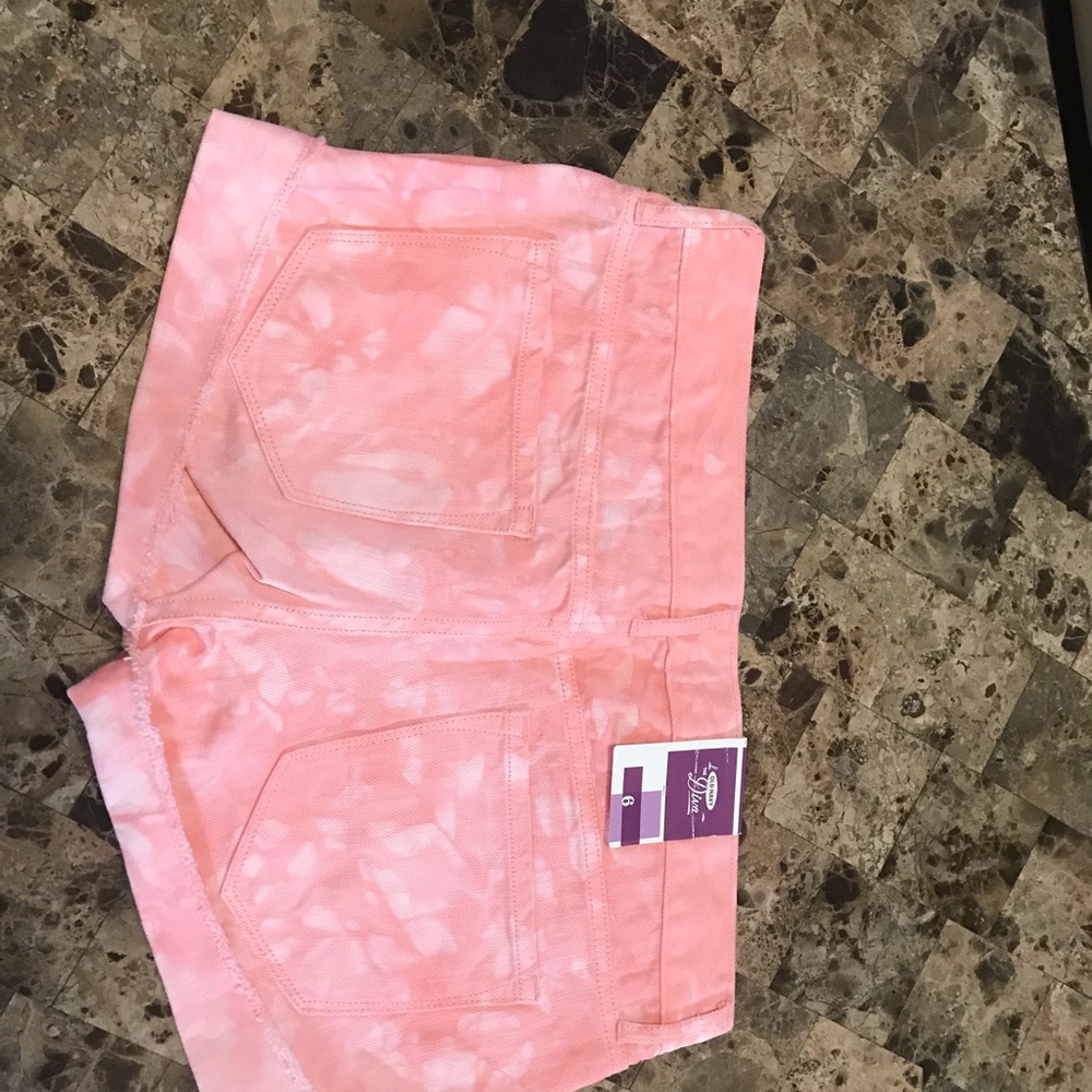 Shorts - Picture 2 of 2